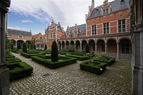 paleis van margareta van oostenrijk|Het paleis van Margaretha van Oostenrijk in Mechelen